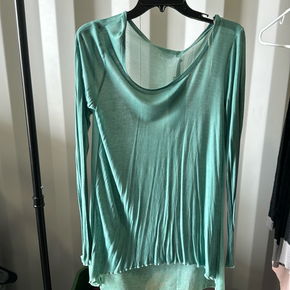 From Buckle, other father, those long sleeve scoop, neck top 11/29